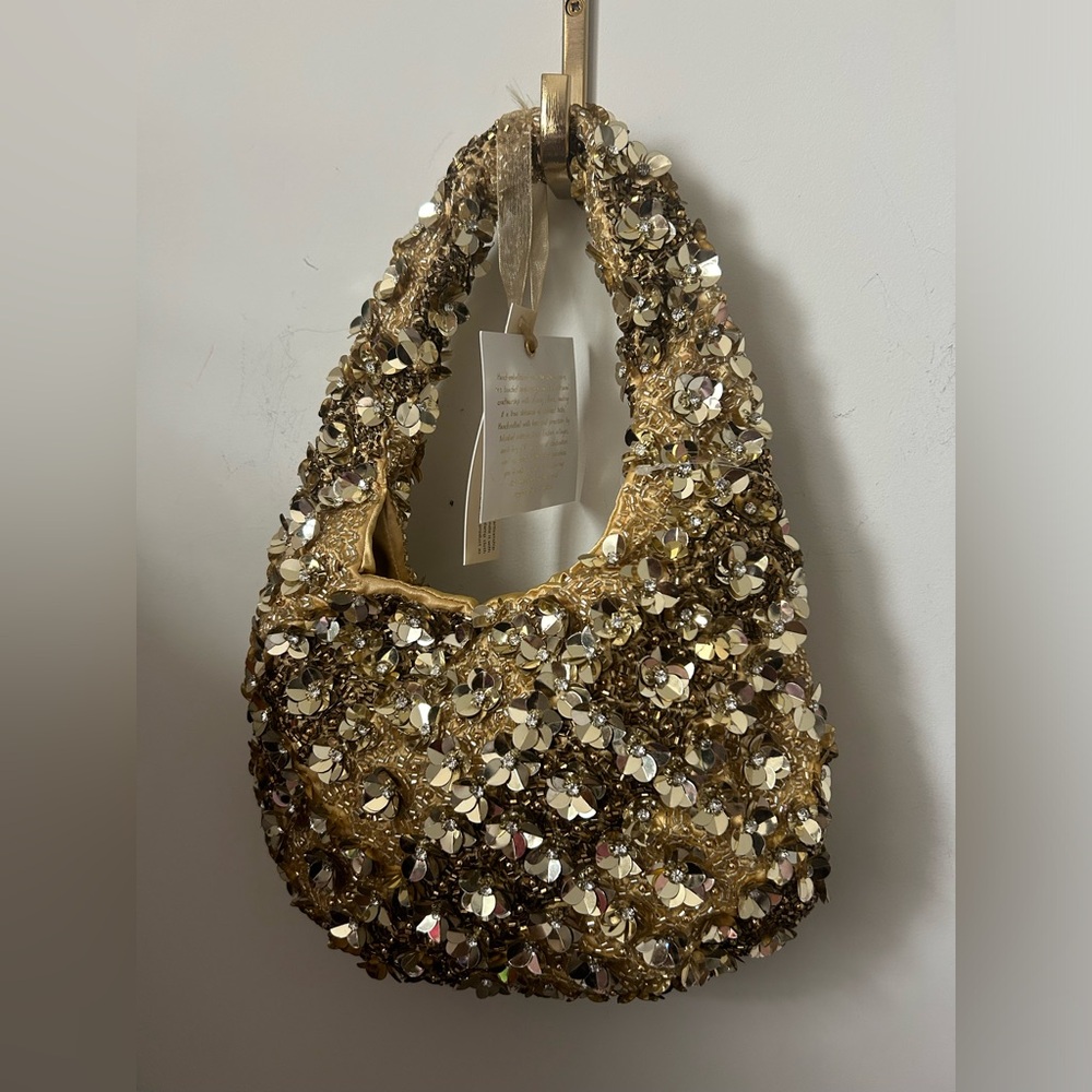 Viral Gold Floral Beaded Shoulder Bag